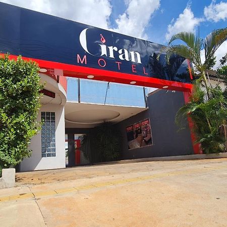 Gran Motel Gyn Goiânia Esterno foto